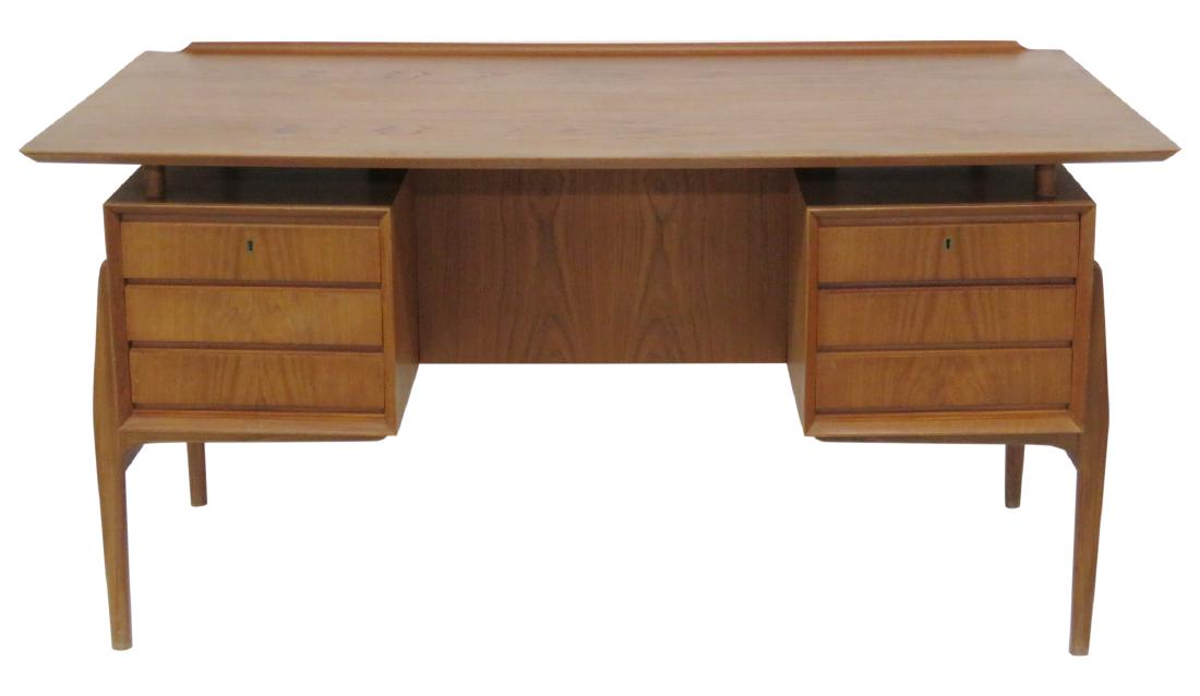 ARNE VODDER STYLE DANISH MODERN FLOATING TOP DESK (1 of 6)
