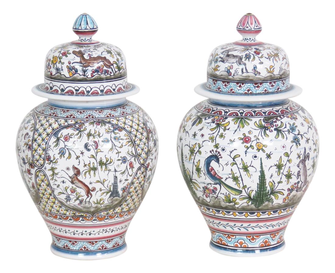 COMPANION Pair ASIAN STYLE PORCELAIN URNS (1 of 6)