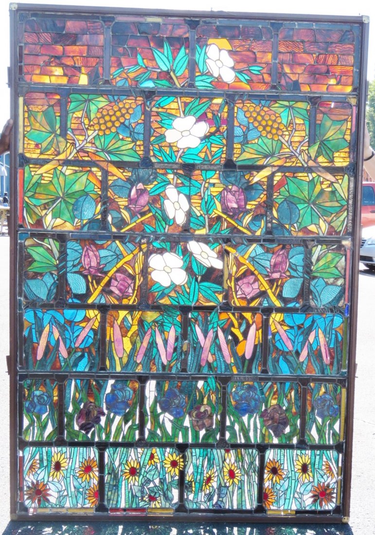 LARGE LEADED GLASS VICTORIAN WINDOW (1 of 10)