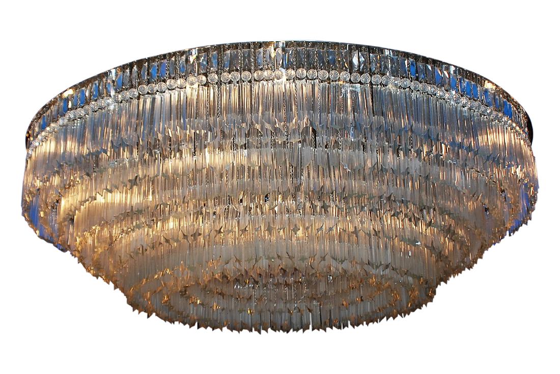 LARGE CHANDELIER from TRUMP PLAZA (1 of 4)