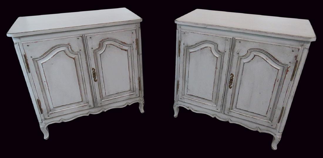 Pair SWEDISH DECORATIVE COUNTRY FRENCH COMMODES (1 of 8)