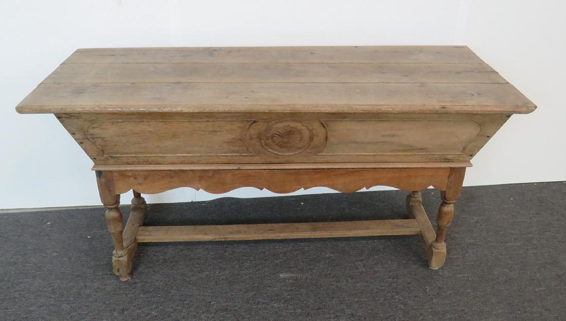 ANTIQUE DOUGH BOX (1 of 12)