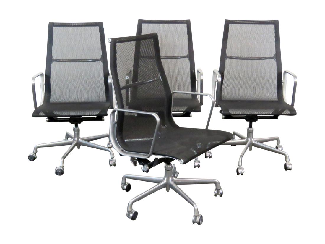 4 HERMAN MILLER OFFICE CHAIRS (1 of 4)