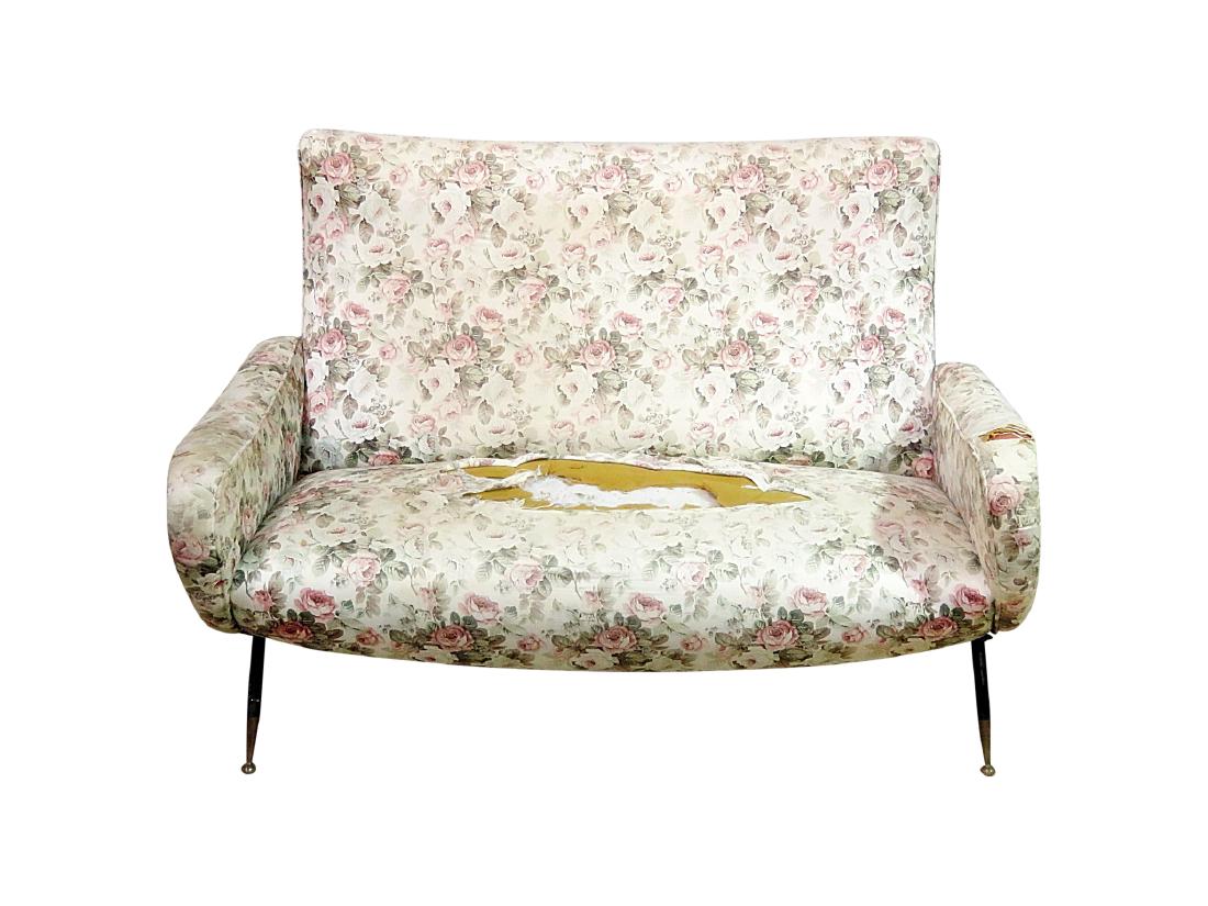 VINTAGE ITALIAN SETTEE (1 of 9)