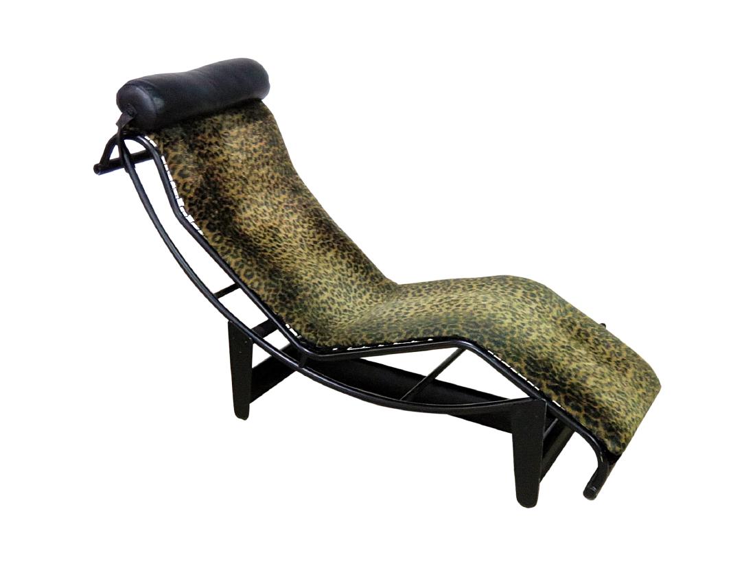 LE CORBUSIER STYLE CHAISE LOUNGE CHAIR (1 of 8)