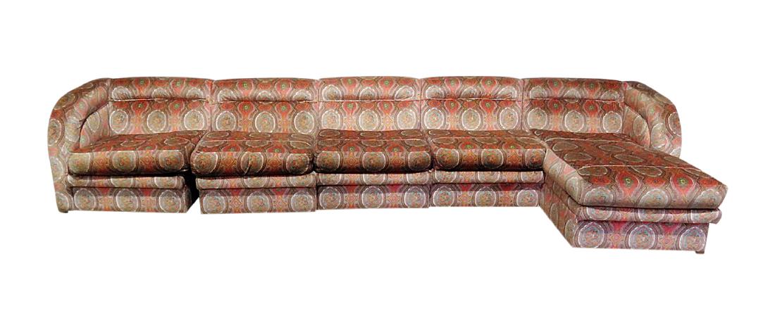 DIRECTIONAL SECTIONAL SOFA (1 of 8)