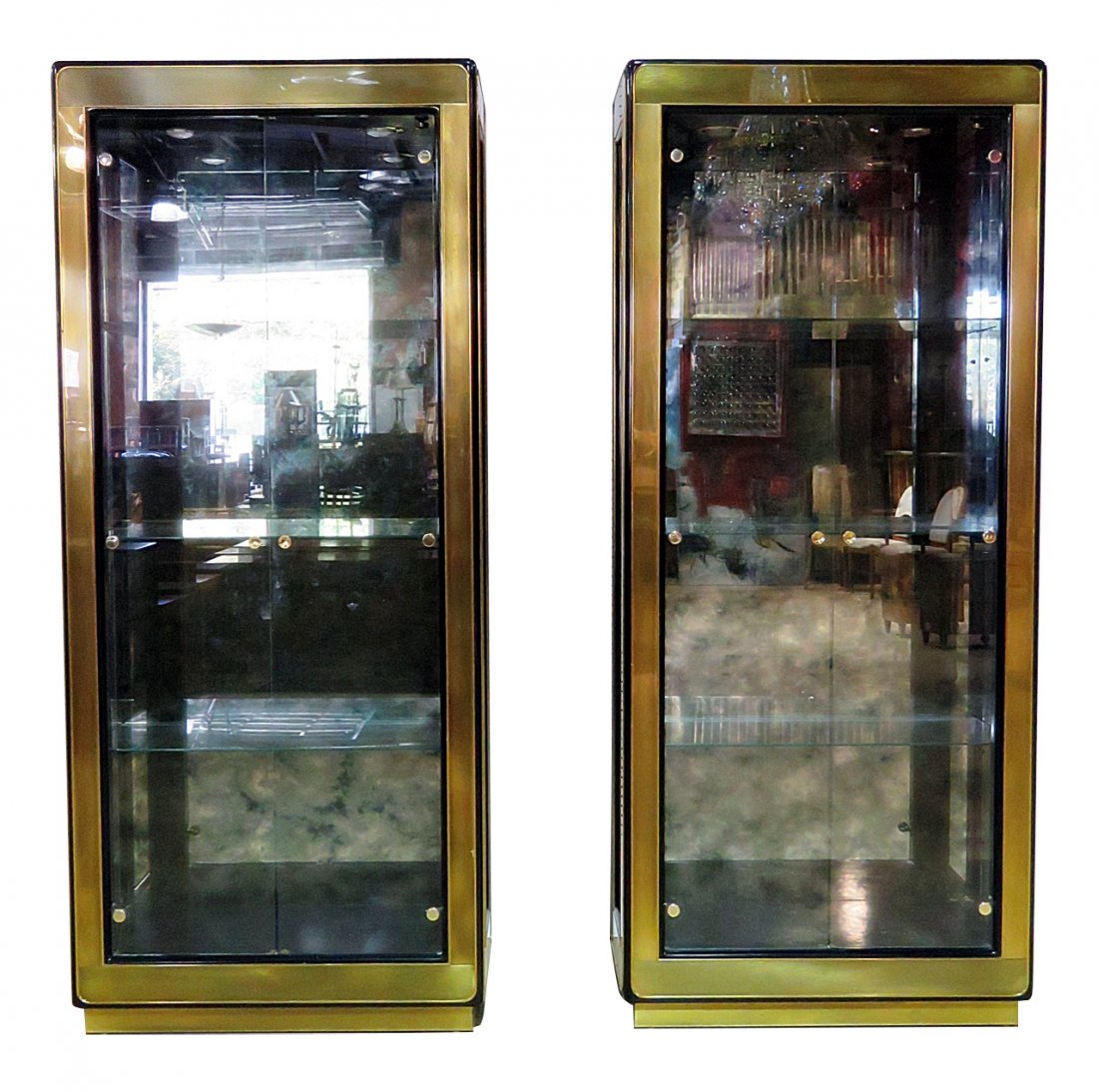 Pair Mastercraft Cabinets Oct 21 2018 Ss Auction Inc In Nj