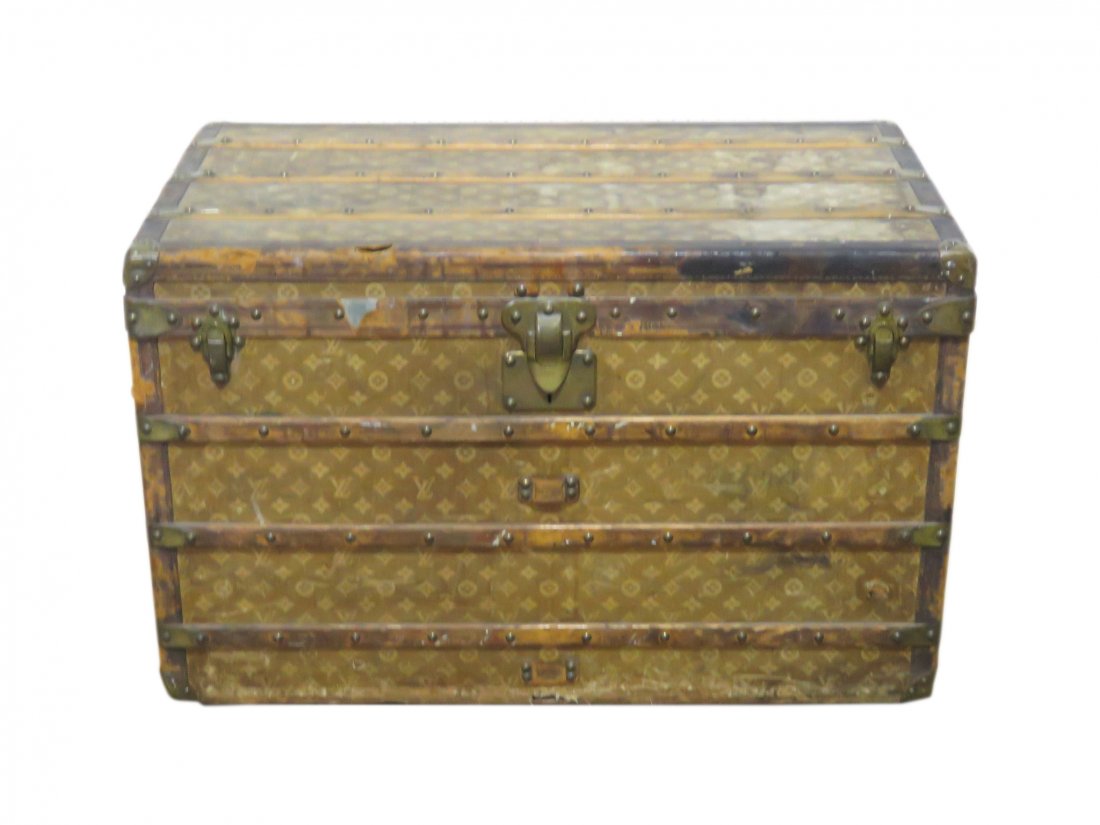 ANTIQUE LOUIS VUITTON TRUNK (1 of 14)