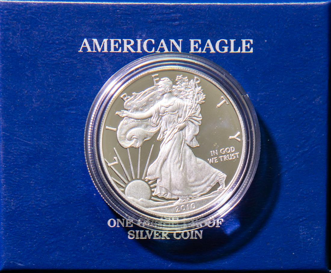 2010 AMERICAN EAGLE SILVER PROOF COIN (1 of 2)