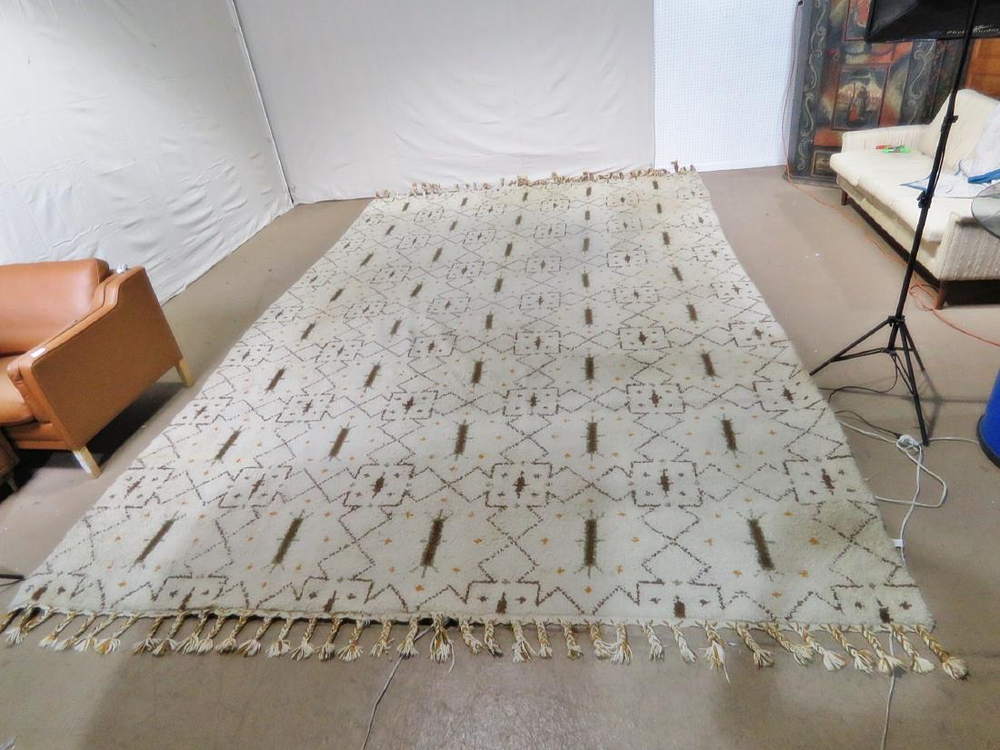 LARGE WOOL RUG (1 of 11)