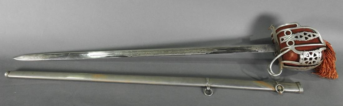 ENGLISH FULL SIZE SWORD (1 of 7)