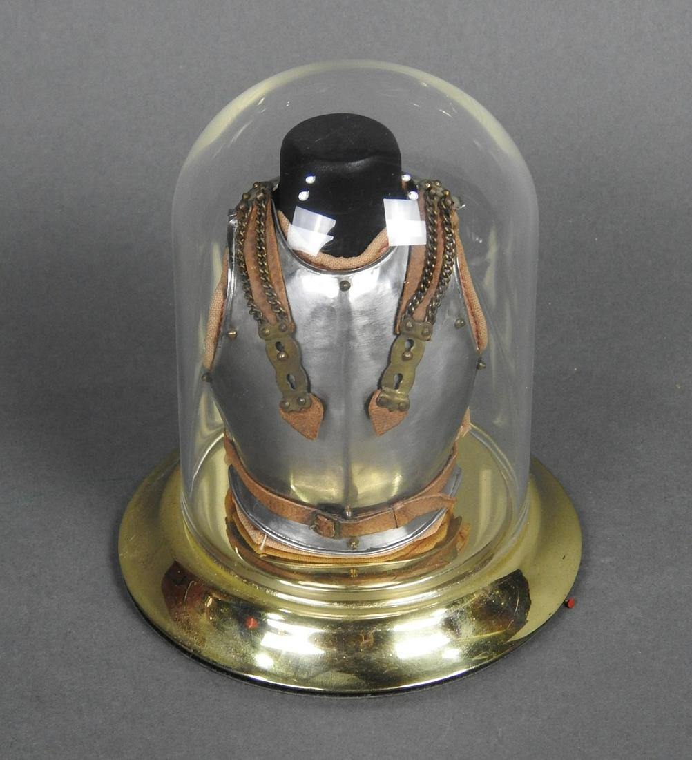 MINIATURE ARMORED VEST (1 of 4)