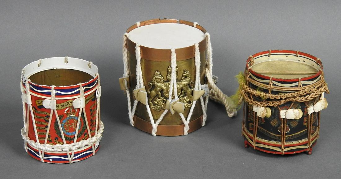 3 MINIATURE DRUMS (1 of 6)