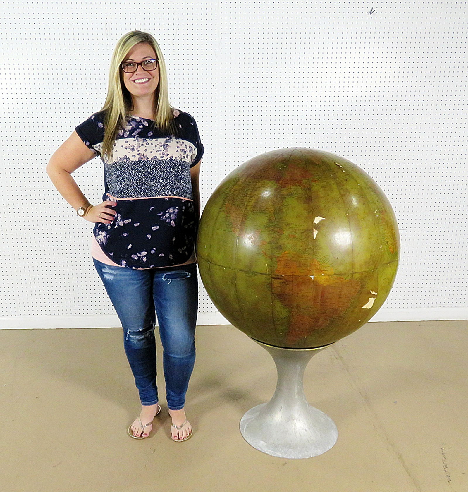 PHILIPS THIRTY INCH GLOBE ON STAND (1 of 11)