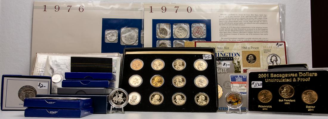30 ASSORTED COMMEMORATIVE COINS (1 of 2)