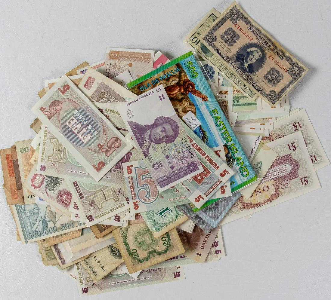 MIXED CURRENCY FROM AROUND THE WORLD (1 of 2)