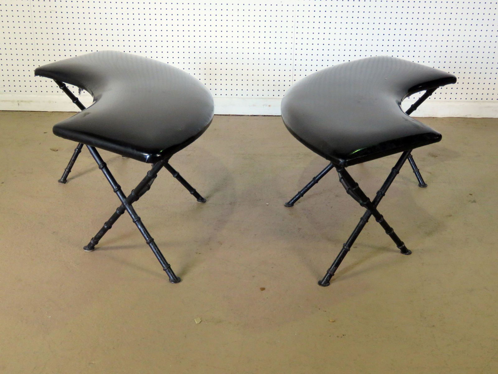 PAIR FAUX BAMBOO BENCHES MANNER BAGUES (1 of 5)