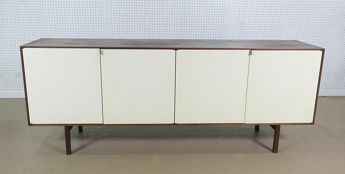 PAUL MCCOBB STYLE SIDEBOARD (1 of 6)