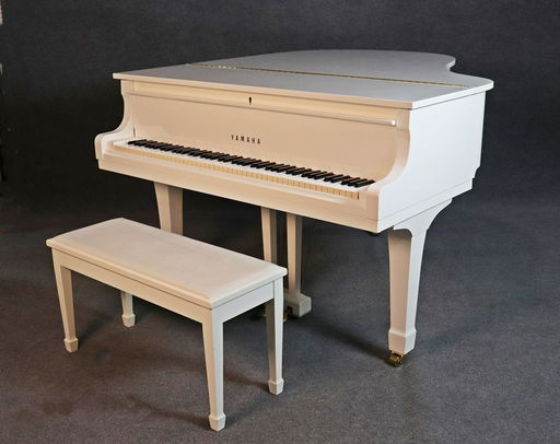 Sinatra Suite Yamaha Baby Grand White Lacquered Piano Jan 26 2020 Ss Auction Inc In Nj