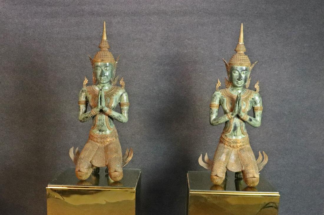 PAIR ANTIQUE BRONZE TIBETAN PRAYING BUDDAHS (1 of 16)