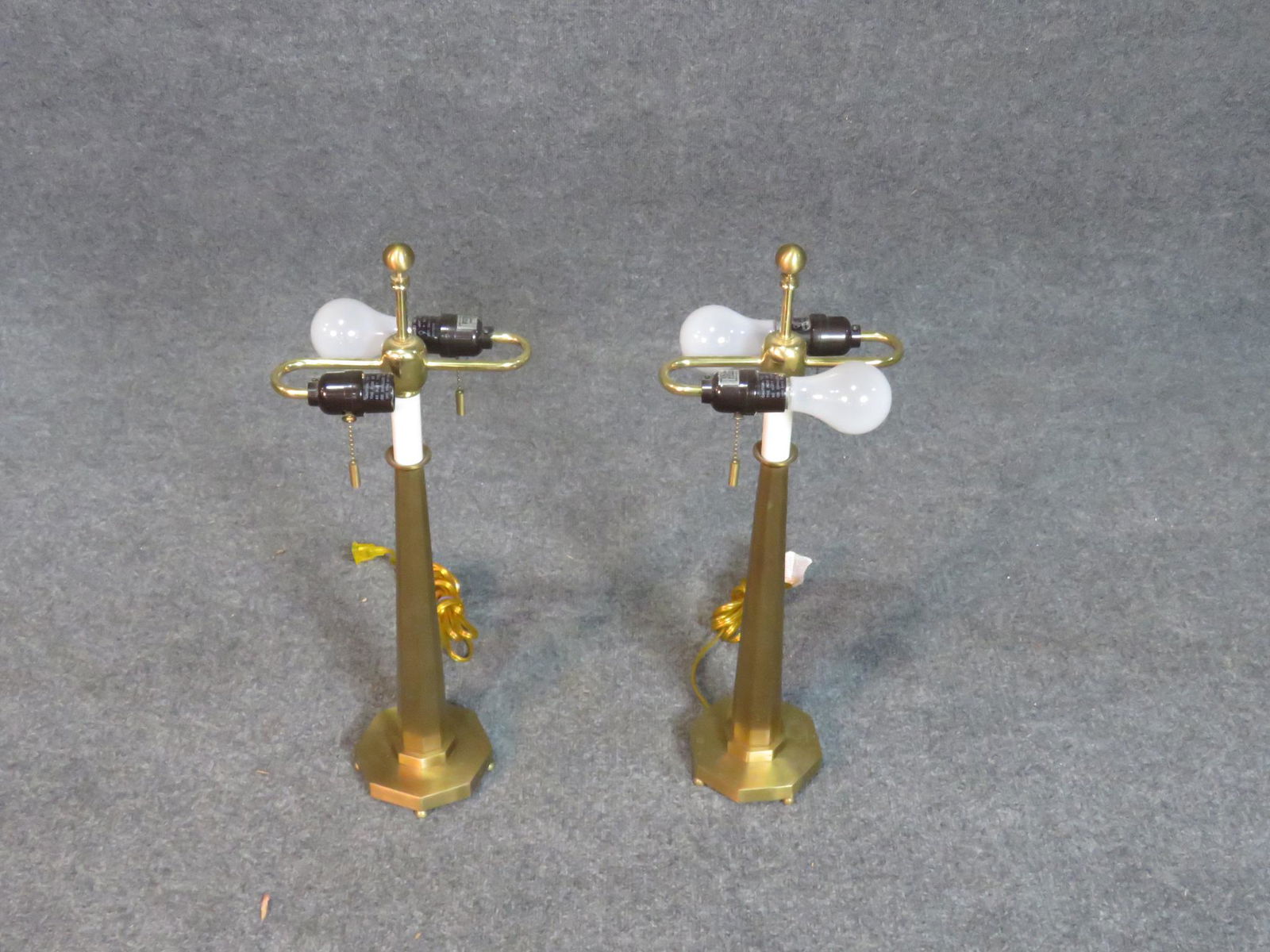 SINATRA SUITE - PAIR BRASS TOMMI PARZINGER STYLE LAMPS (1 of 5)