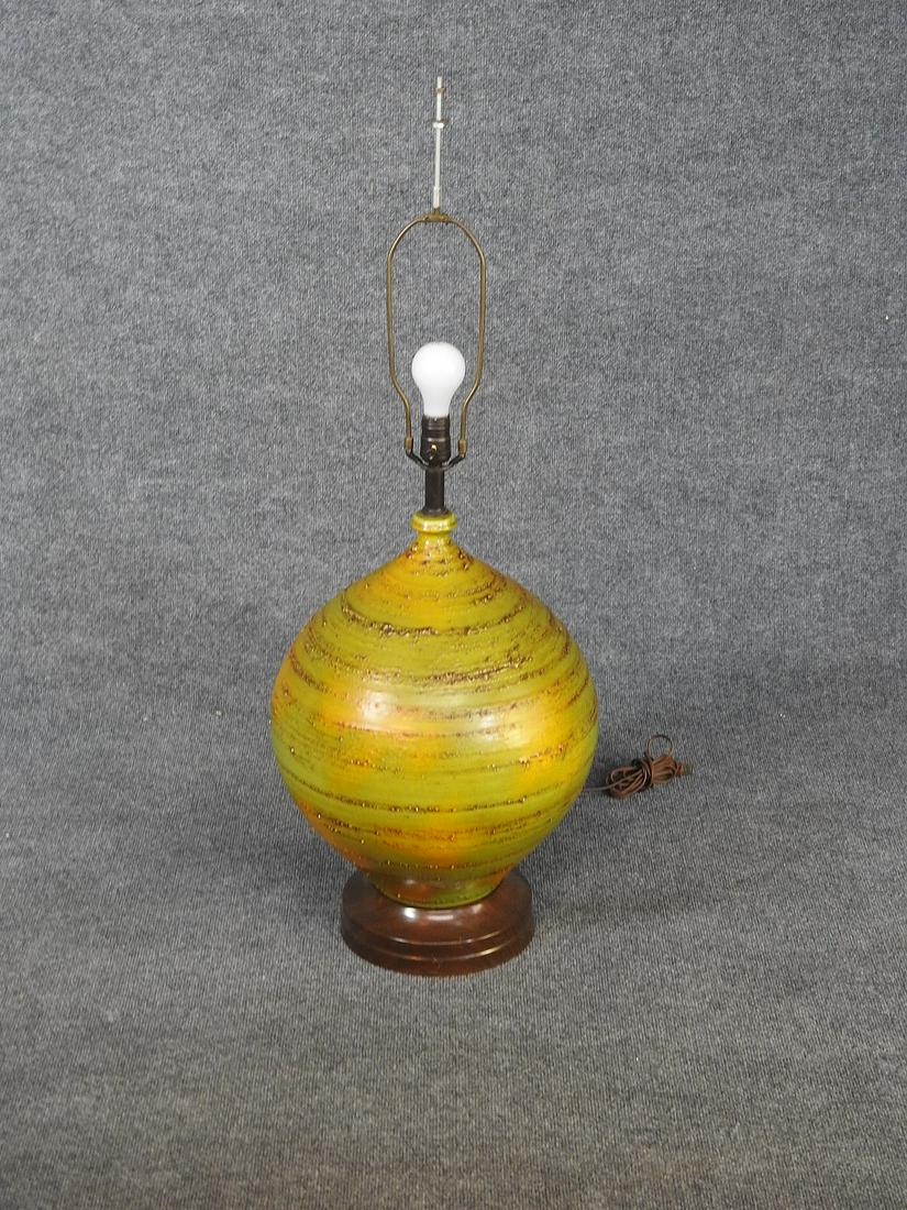 LARGE ITALIAN POTTERY LAMP (1 of 5)