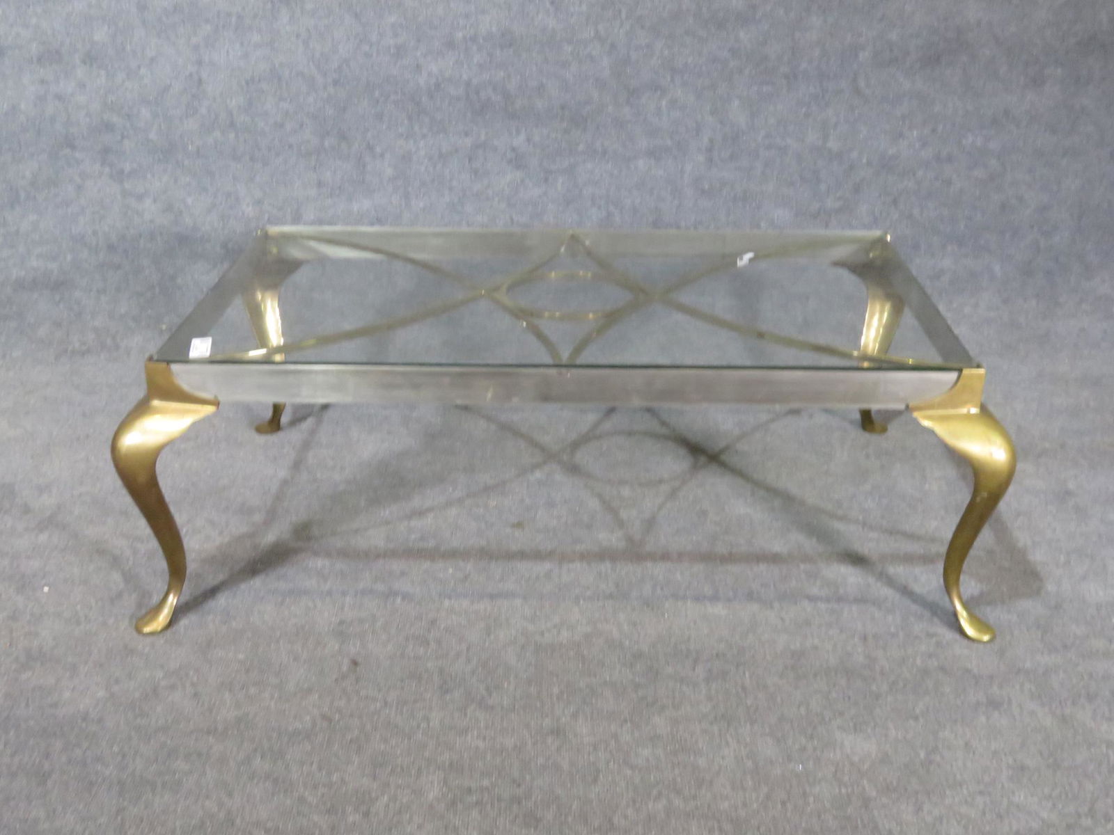 MASTERCRAFT STYLE COFFEE TABLE (1 of 5)