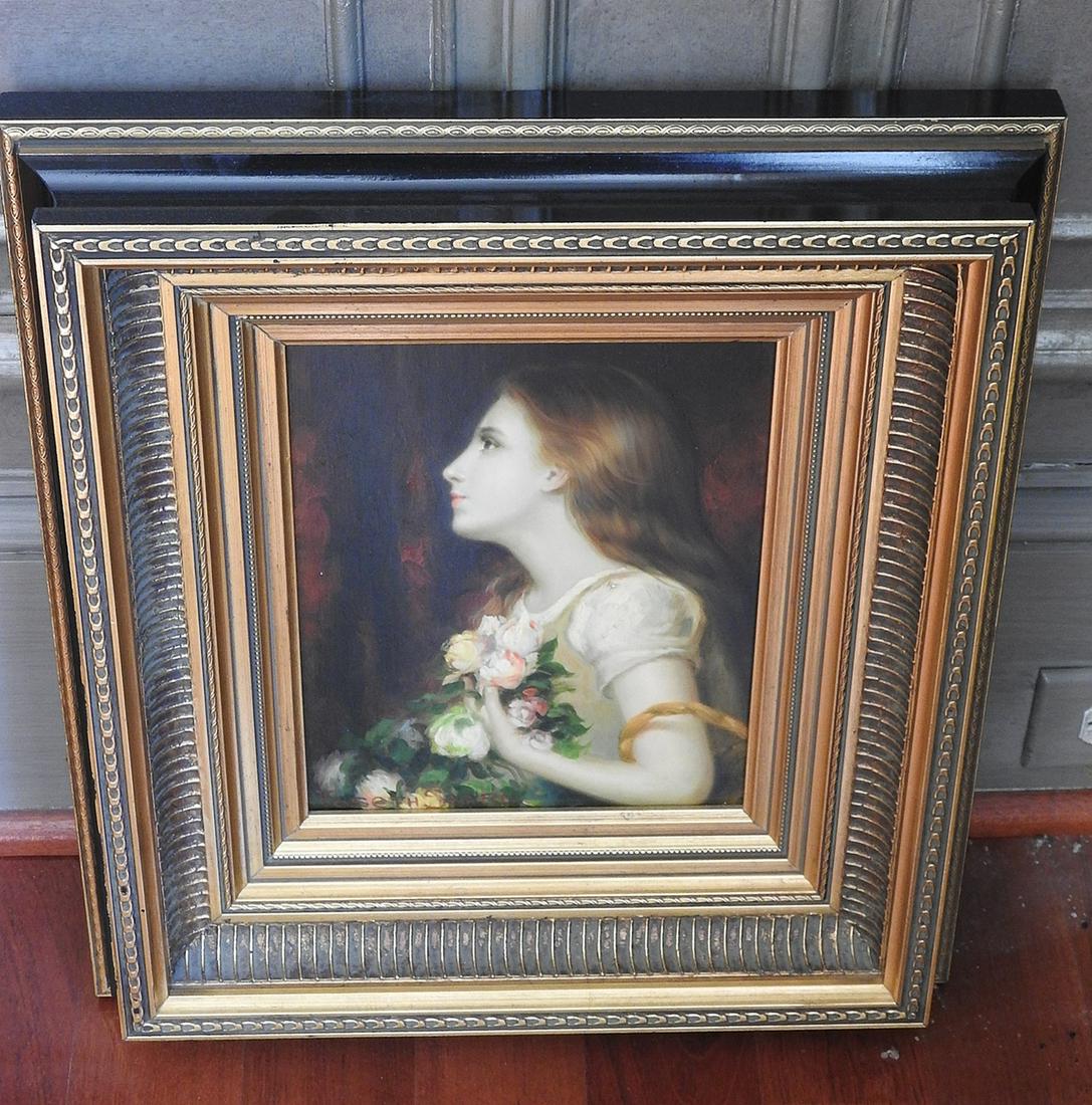 PORTRAIT GIRL HOLDING FLOWERS (1 of 3)