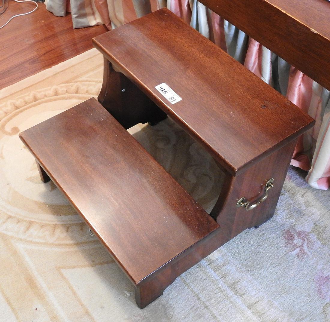 BED STEPS STEP STOOL (1 of 2)