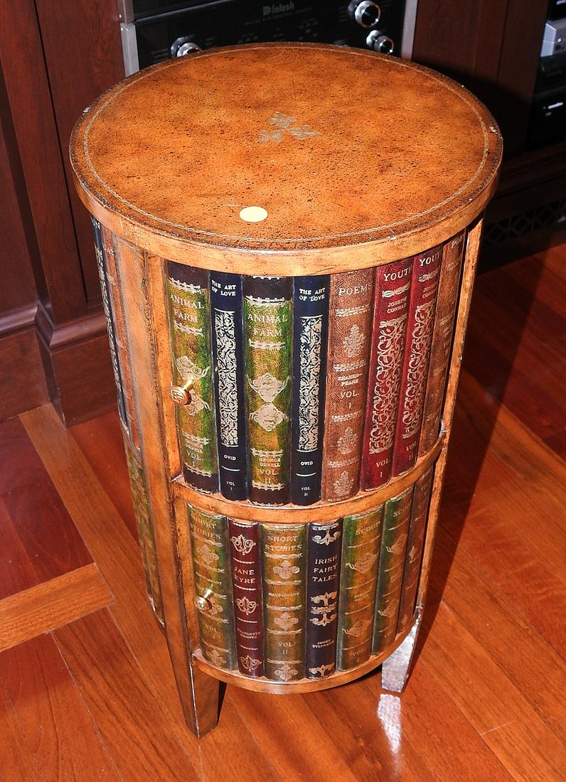 MAITLAND SMITH LEATHER TOP END TABLE (1 of 6)