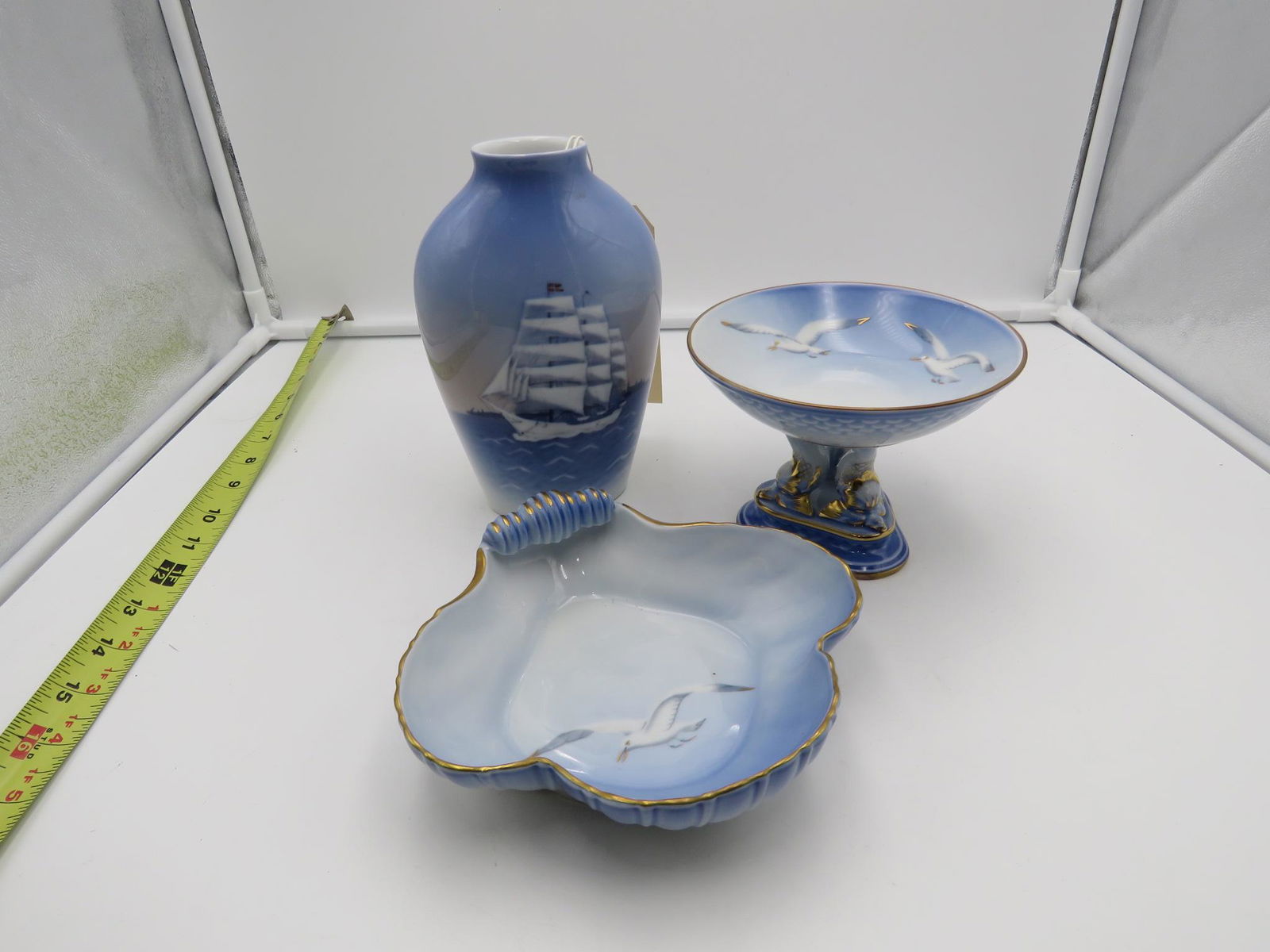 3 PC ASSORTED GLASSWARE (1 of 3)