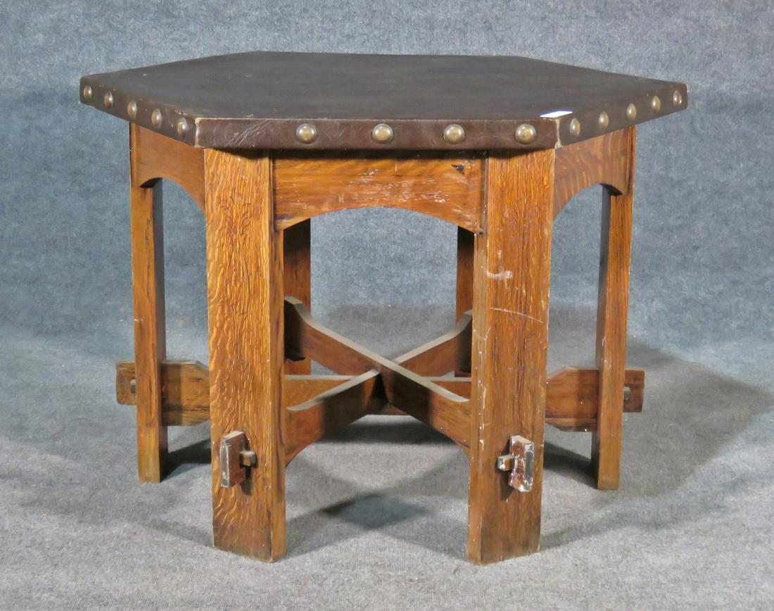 MISSION OAK STYLE CENTER TABLE (1 of 5)