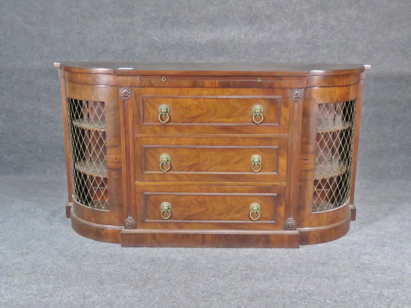 BEACON HILL COLLECTION MAHOGANY SIDEBOARD (1 of 8)