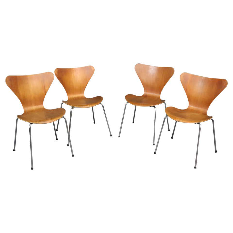 4 ARNE JACOBSEN FOR FRITZ HANSEN DANISH BENTWOOD CHAIRS (1 of 7)