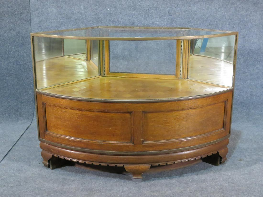 OAK DISPLAY CABINET (1 of 8)