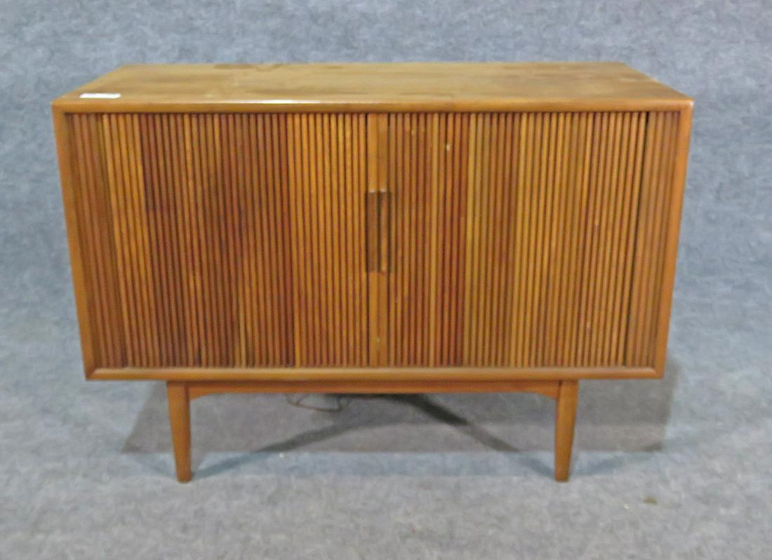 TAMBOUR DOOR WALNUT VINTAGE MOTOROLA TV (1 of 8)