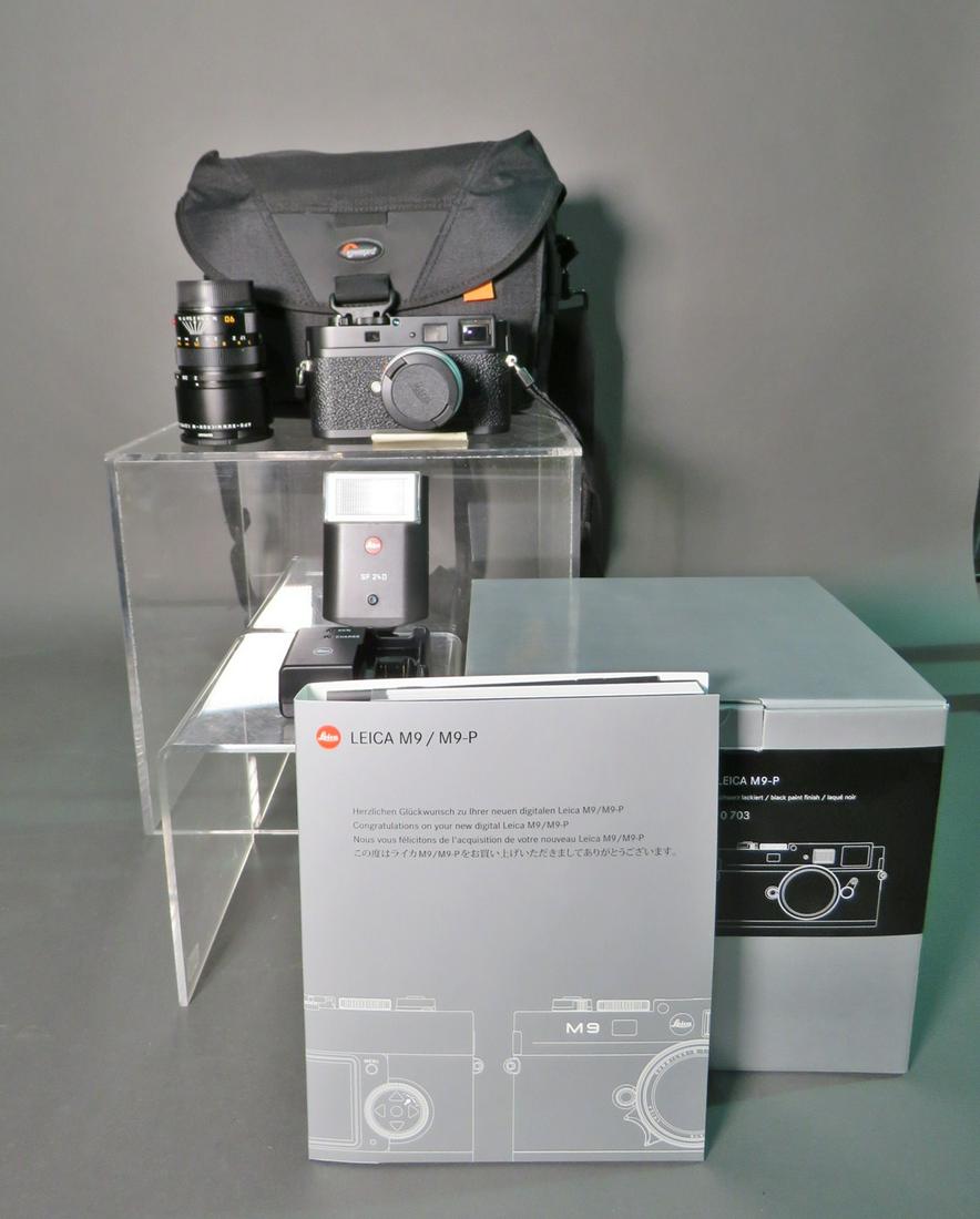 LEICA CAMERA (1 of 4)