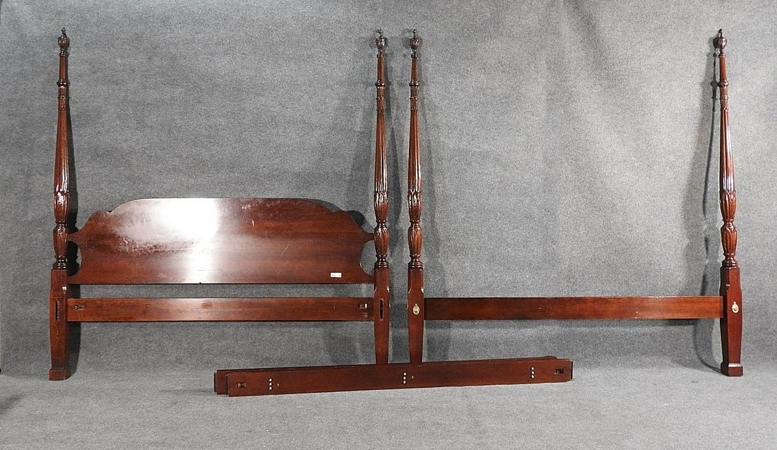 MAHOGANY POSTER BED (1 of 5)