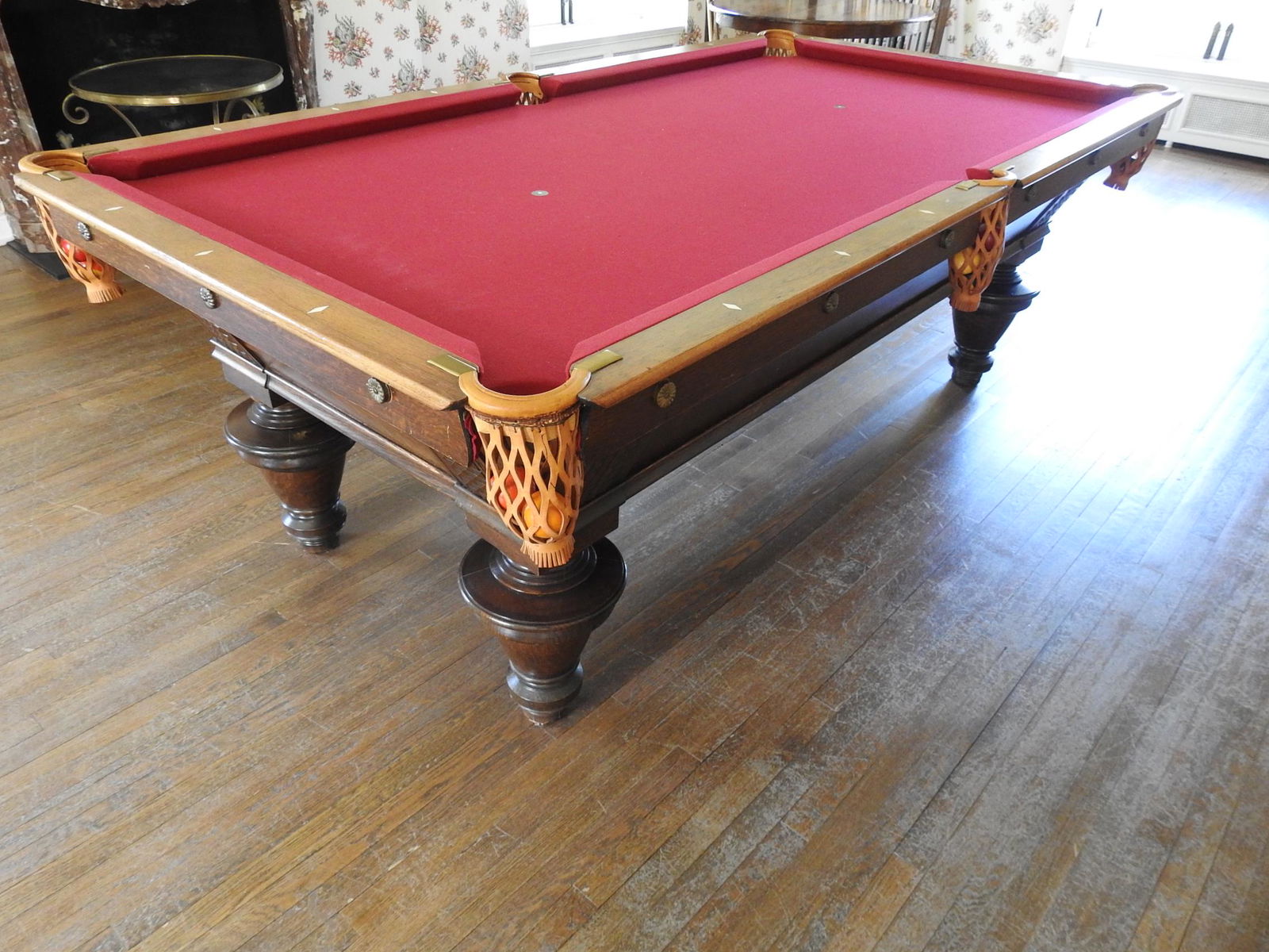 MONARCH THE BRUNSWICK-BALKE BILLIARD TABLE (1 of 11)