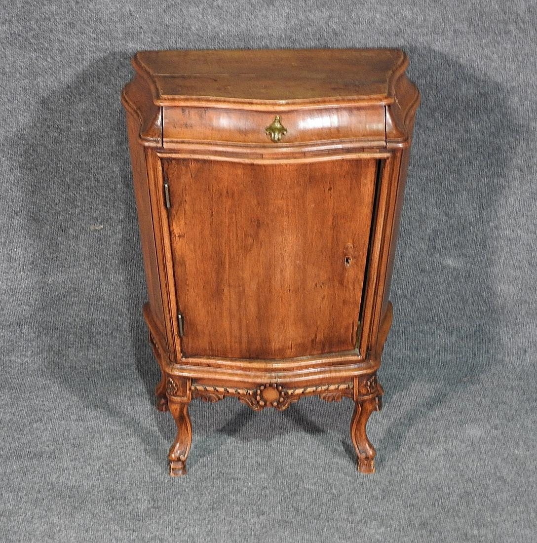 ANTIQUE ITALIAN END COMMODE (1 of 3)