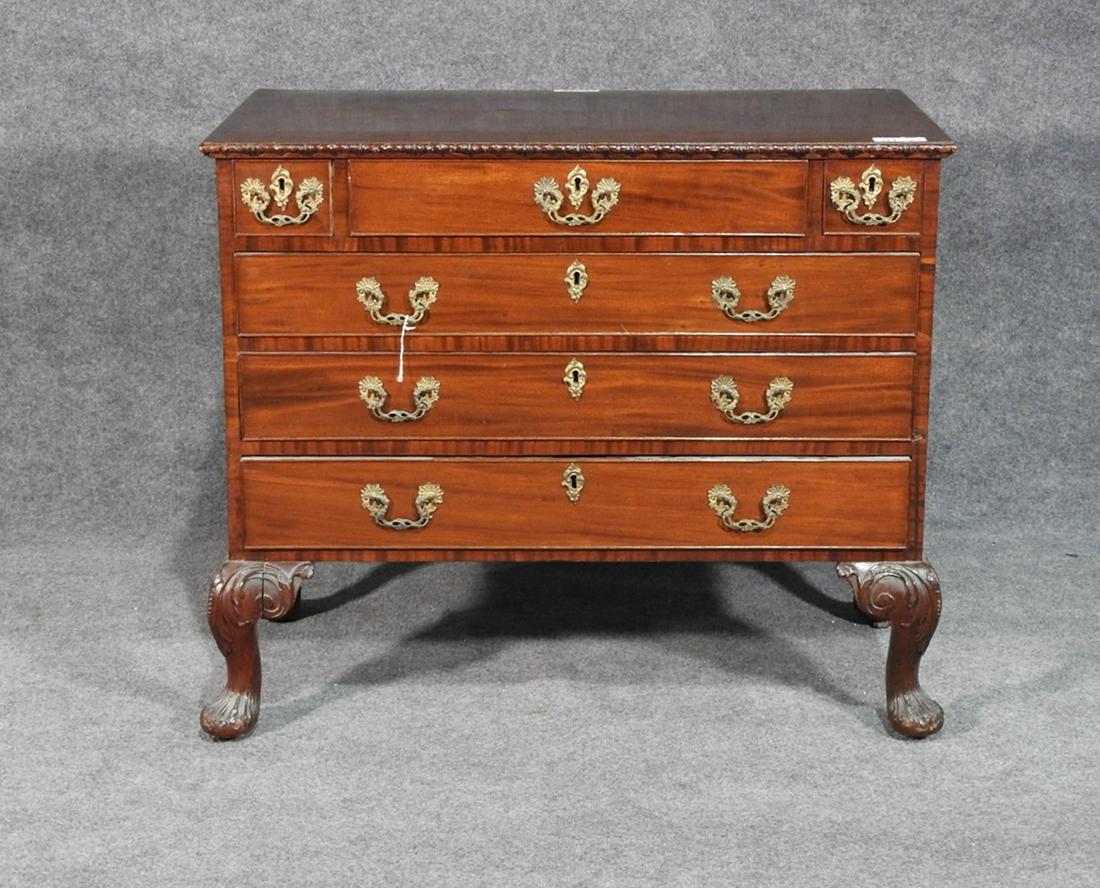 ANTIQUE GEORGIAN SILVER CHEST (1 of 10)