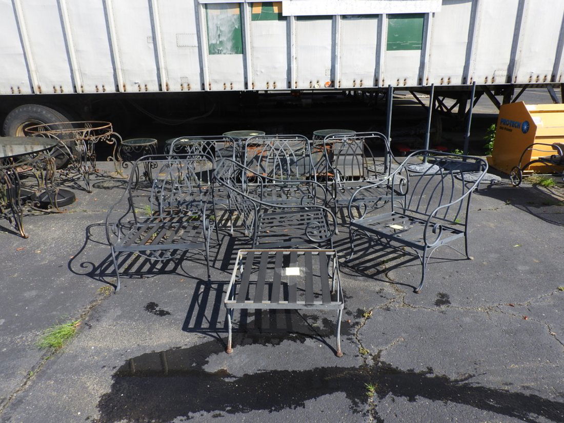 6 OUTDOOR ARM CHAIRS W/ FOOTSTOOL (1 of 4)