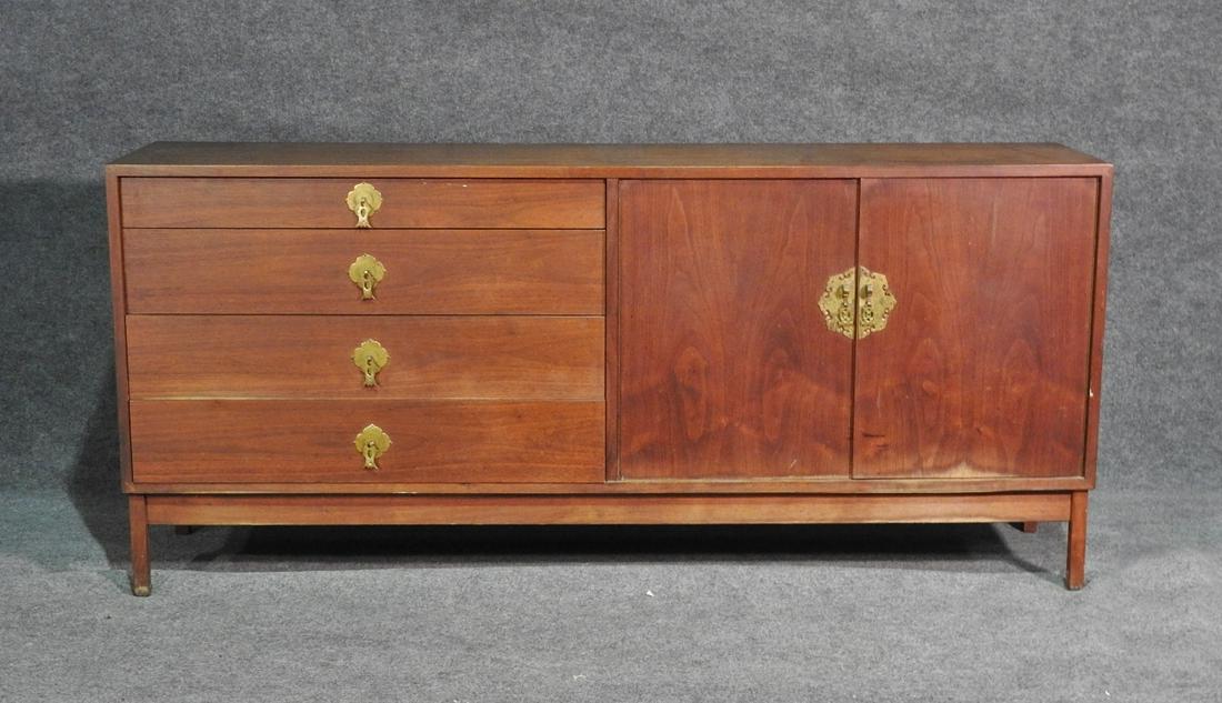 WALNUT SIDEBOARD CREDENZA (1 of 9)