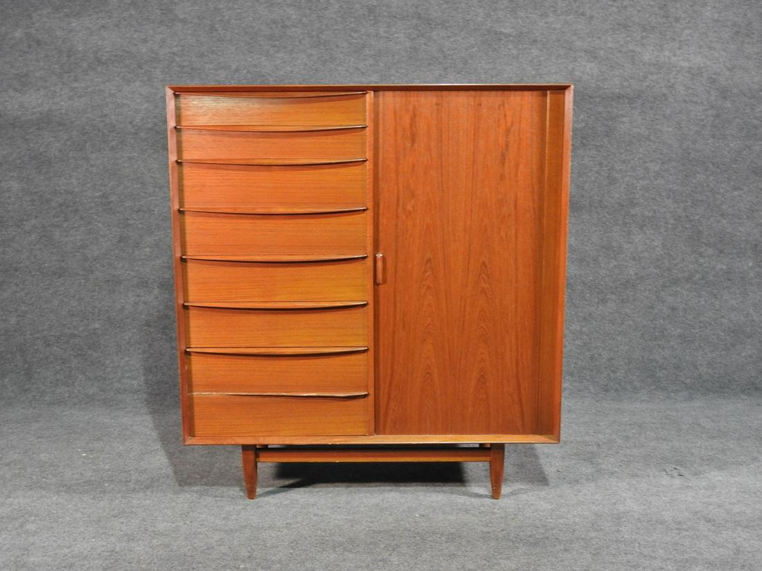 MID CENTURY MODERN DANISH TEAK HIGHCHEST (1 of 12)