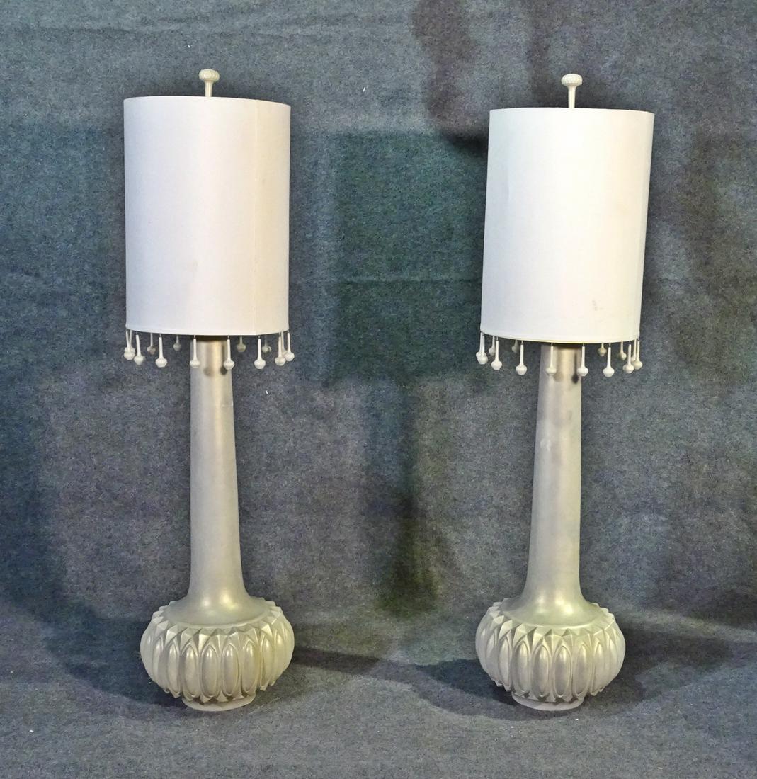 PAIR MID CENTURY MODERN HOLLYWOOD REGENCY LAMPS (1 of 9)