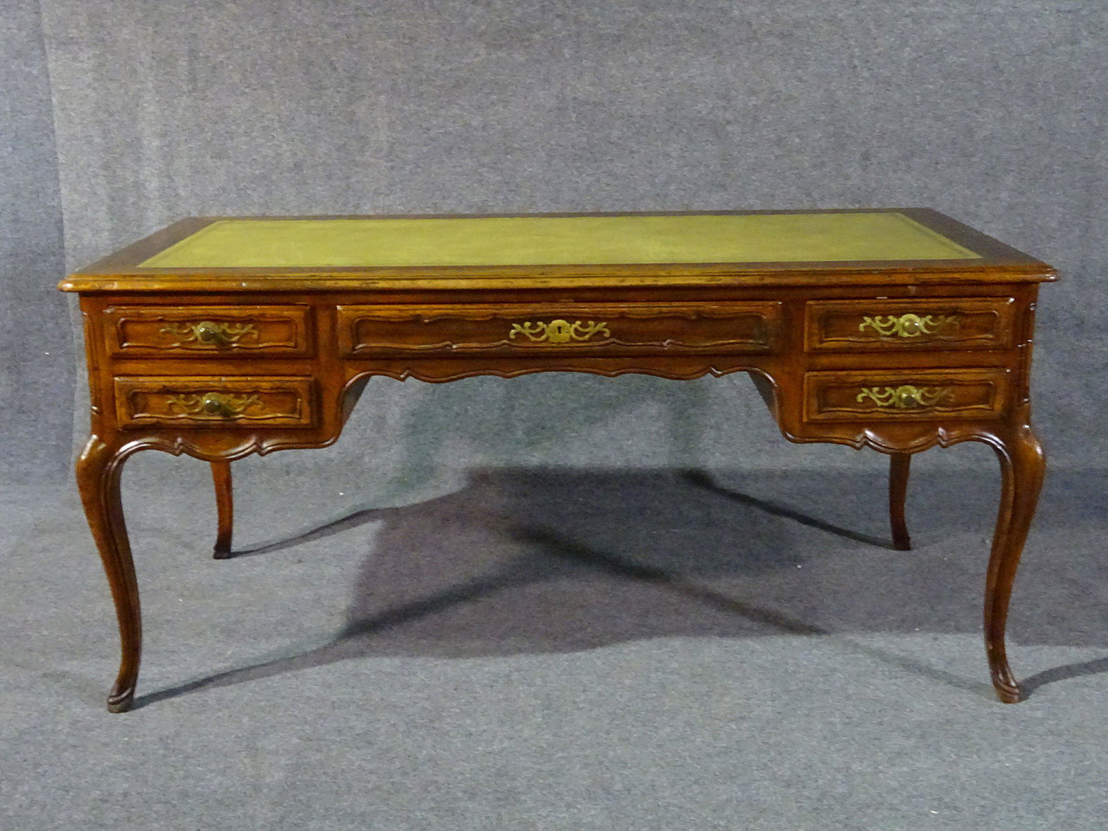 JOHN WIDDICOMB LEATHER TOP DESK (1 of 12)