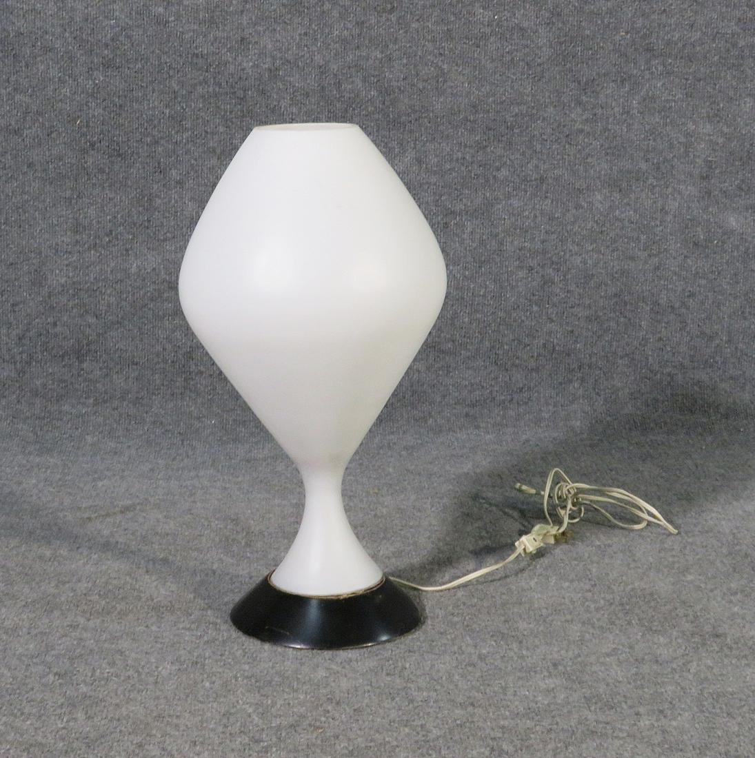MID CENTURY MODERN OVOID LAMP (1 of 10)