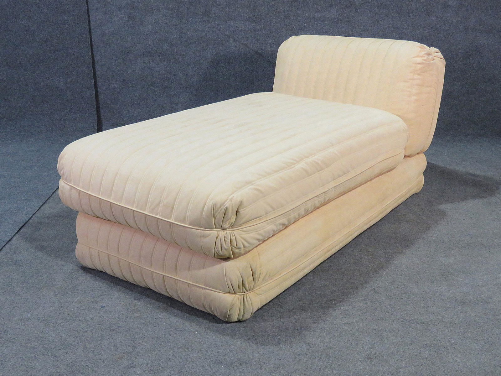 LOUNGE CHAIR JOHN MASCHERONI FOR SWAIM MFG. (1 of 9)