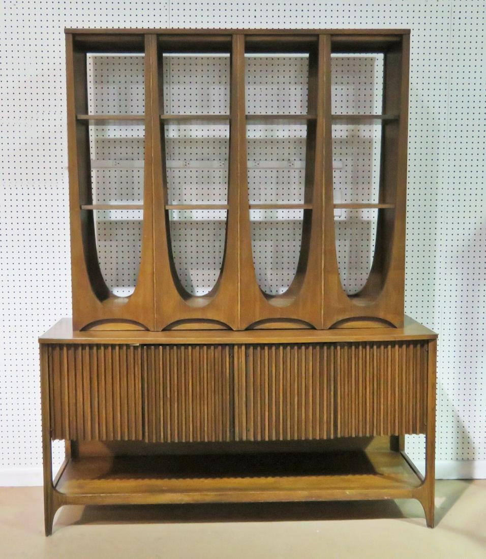 BROYHILL BRASILIA 2 PC CHINA (1 of 6)