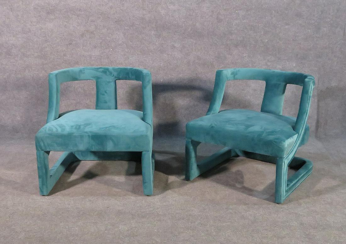 PAIR DOROTHY DRAPER STYLE MODERN CHAIRS (1 of 8)